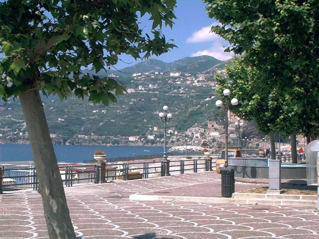 Giselle Apartments Maiori - Amalfi Coast Экстерьер фото
